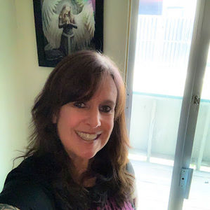 Meet your Posher, Diane